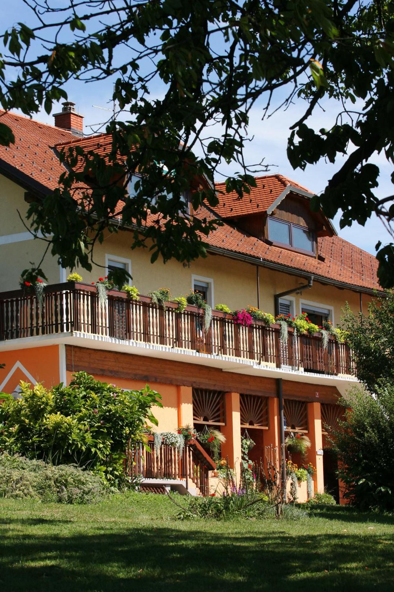 Panorama B&B Ptuj Esterno foto